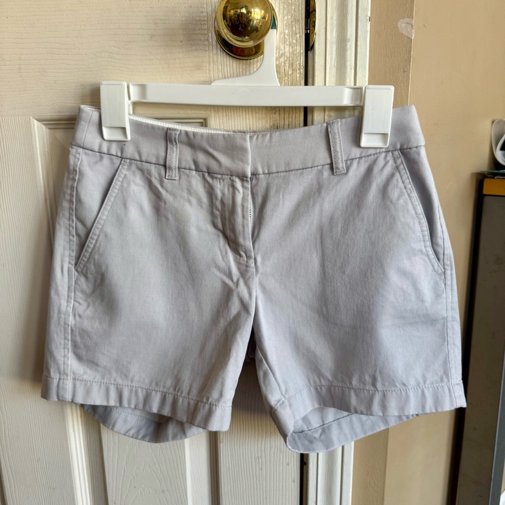 J Crew Women Chino Shirts 5”. Excellent Used Condition, like New.